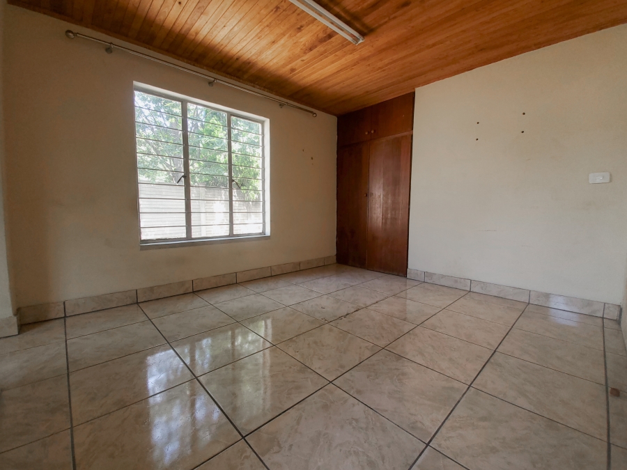 4 Bedroom Property for Sale in Vaalpark Free State